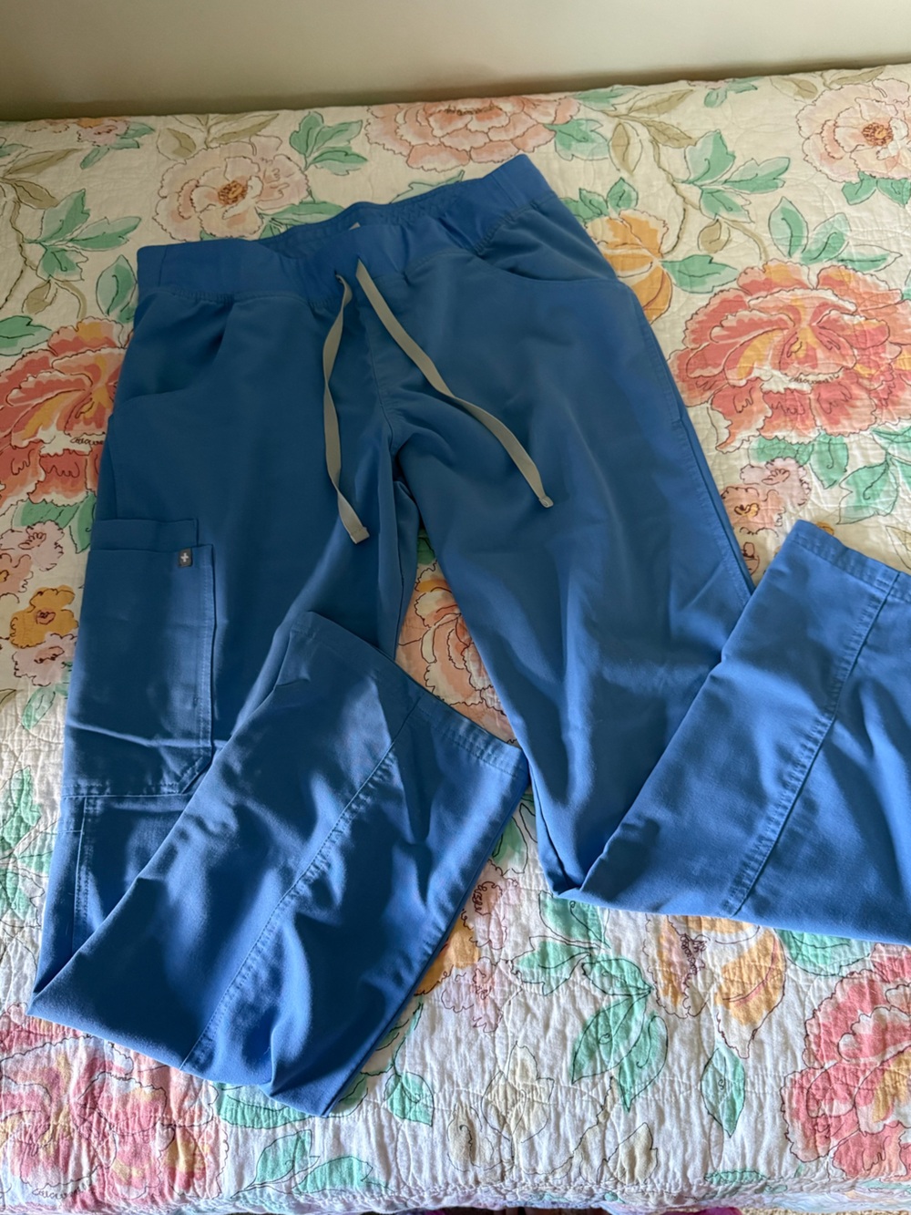 FIGS Scrub Pants